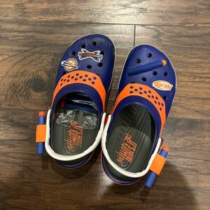 Nerf Crocs Women’s Size 8 Juniors 6